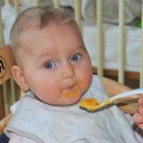 SZO upozorava na suviše šećera u hrani za bebe 14