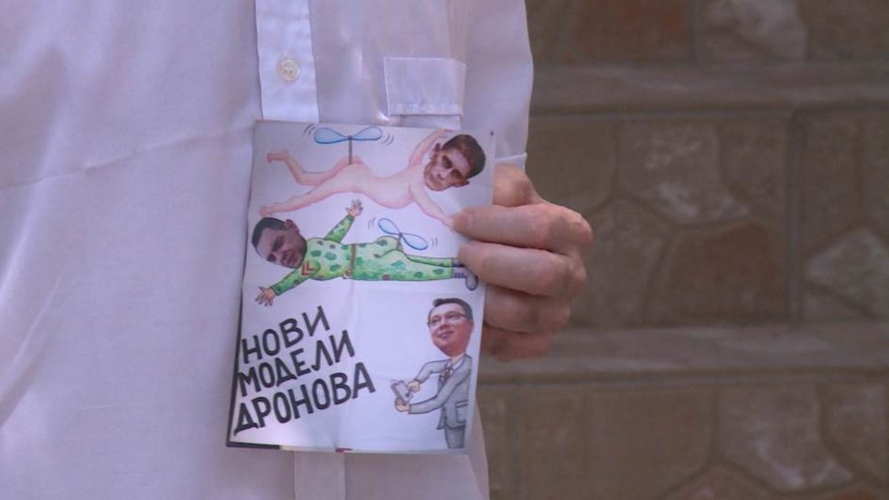 N1: Profesor razvio karikaturu pred ministrom, priveden bez obrazloženja 1