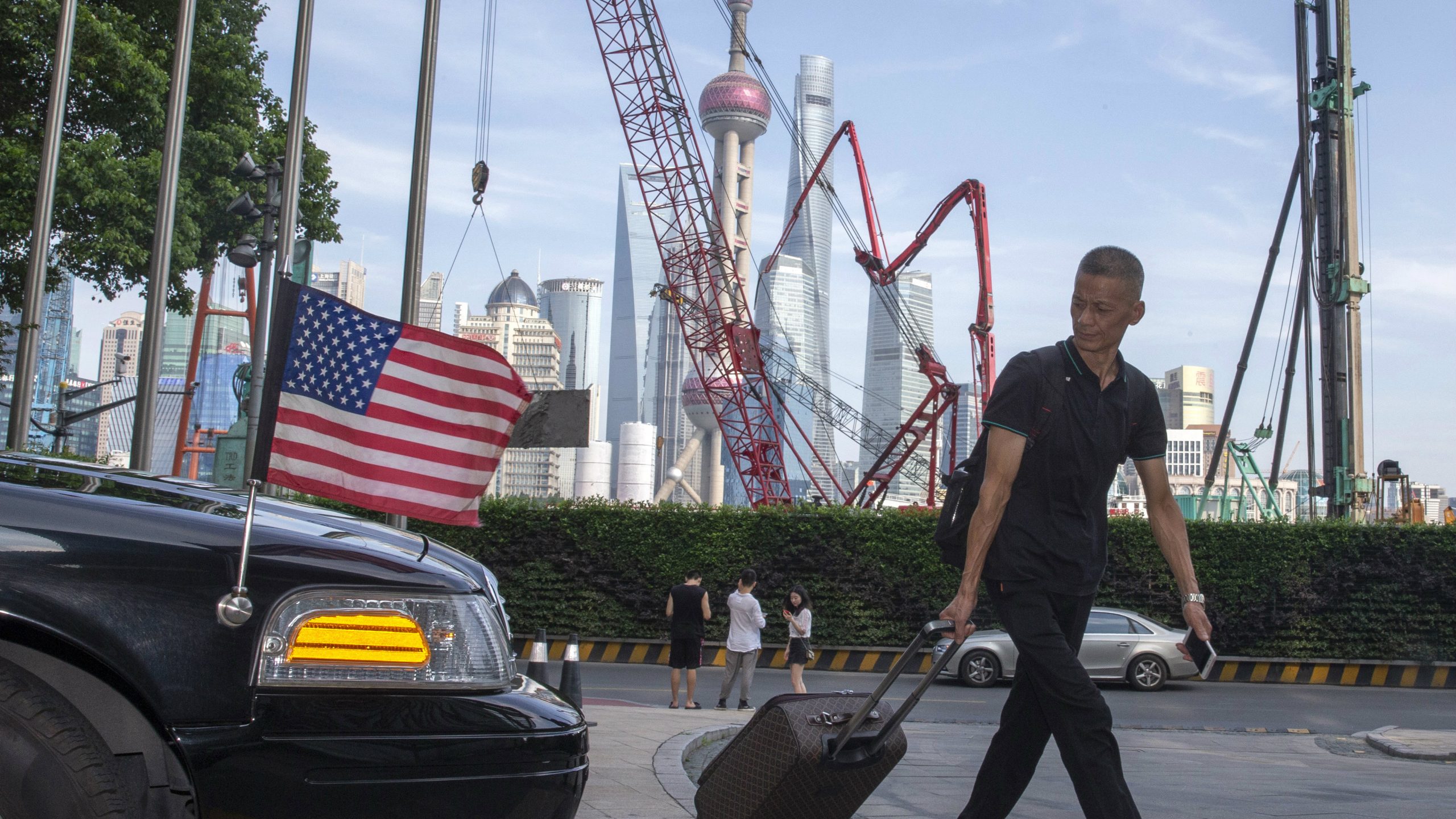 SAD suspendovale povećanje carina na kinesku robu posle delimičnog dogovora s Pekingom 1