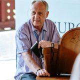 Grad se praktično uništava 14