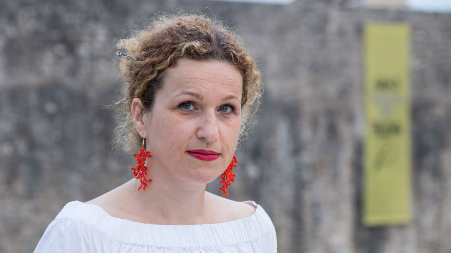 Pozorište se voli i u svetu bez milosti, nade... 1