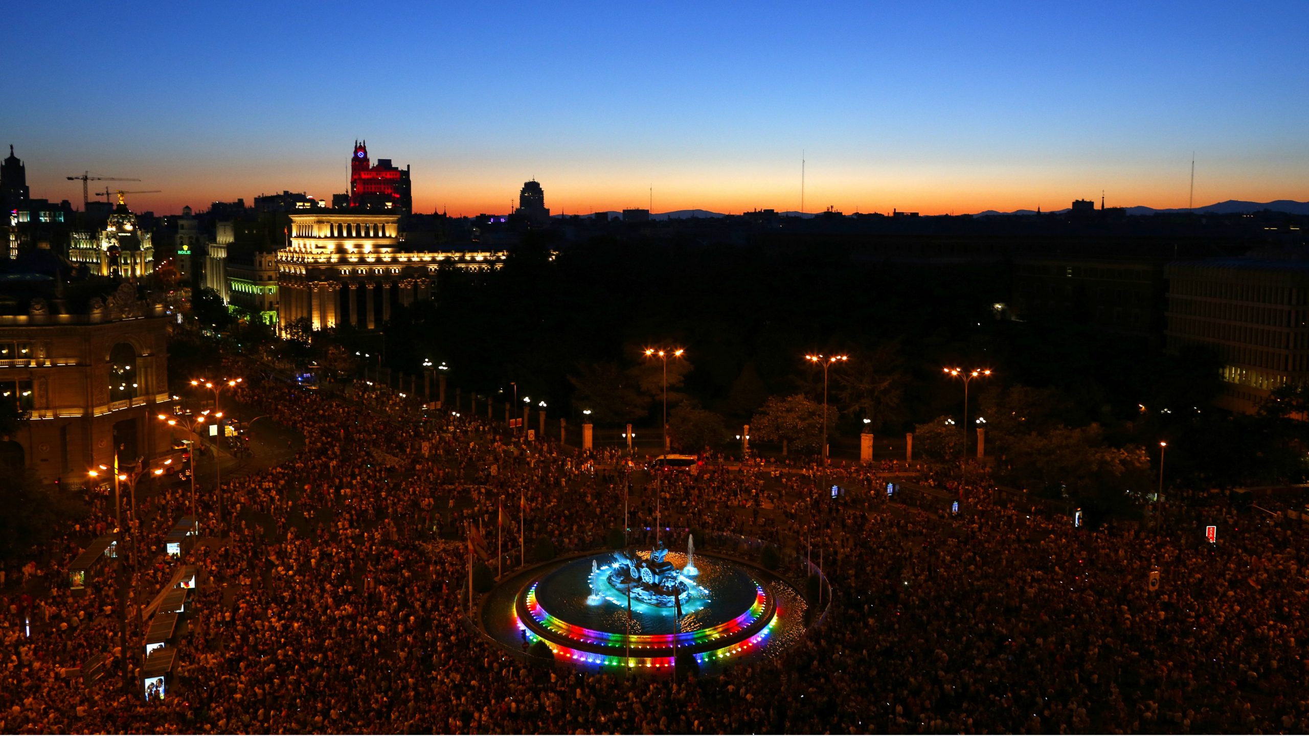 Više od 400.000 ljudi na Paradi ponosa u Madridu 1