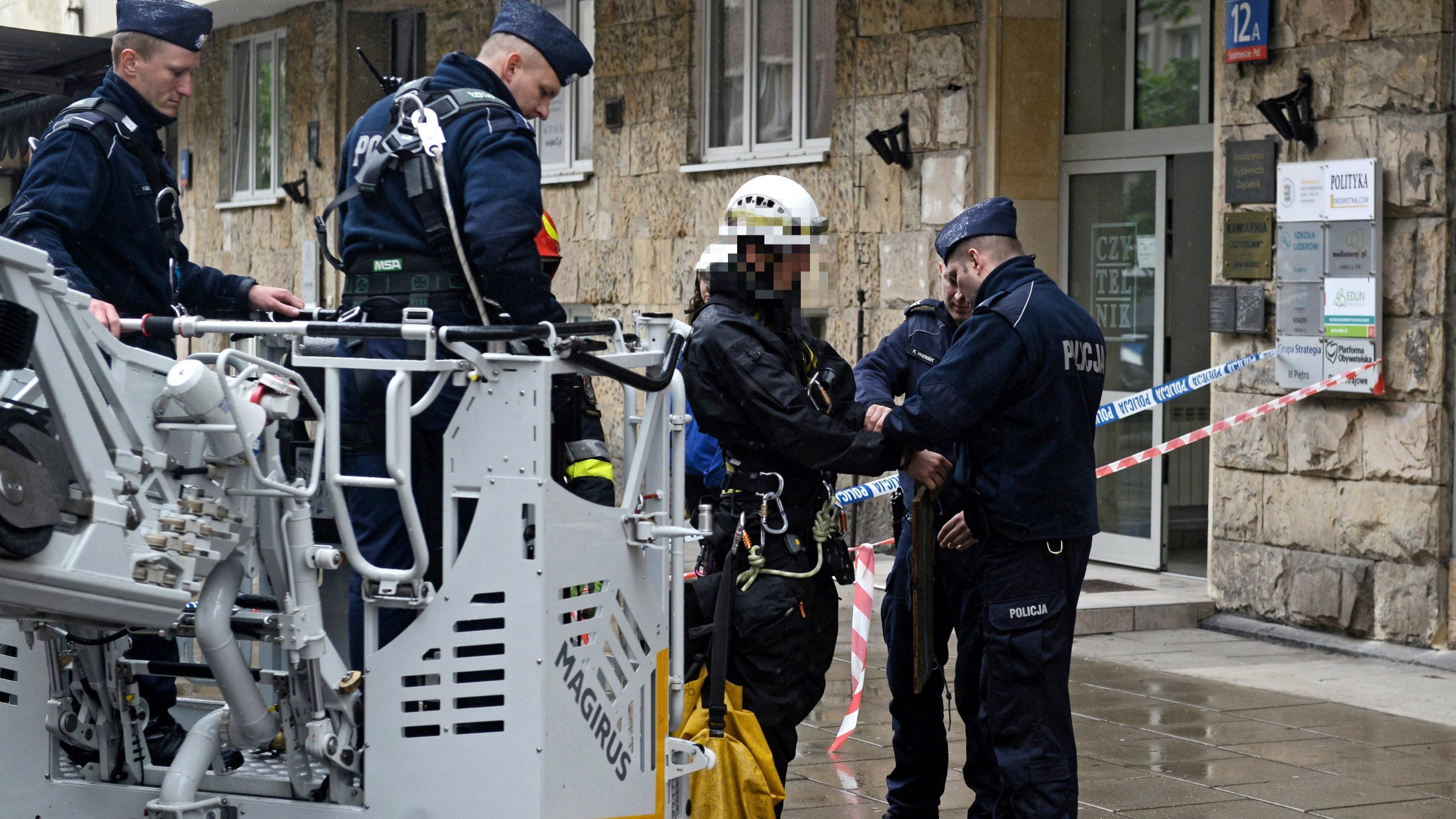 U Poljskoj privedeno 20 osoba zbog izgreda huligana protiv prvog Marša ravnopravnosti 1