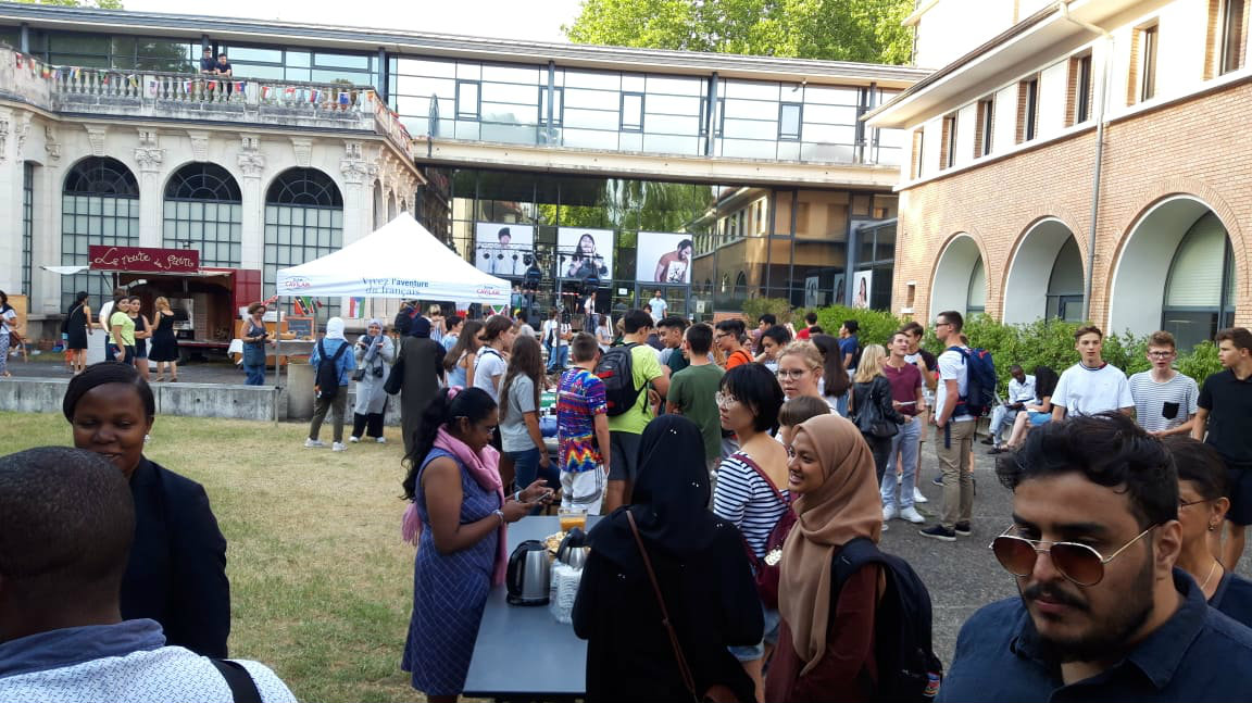 Pirotski profesori usavršavali francuski jezik u Višiju 1