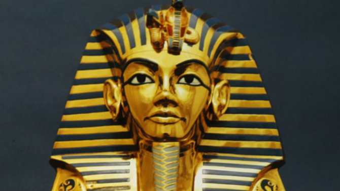 Urezani portret Tutankamona prodat na aukciji u Londonu 1