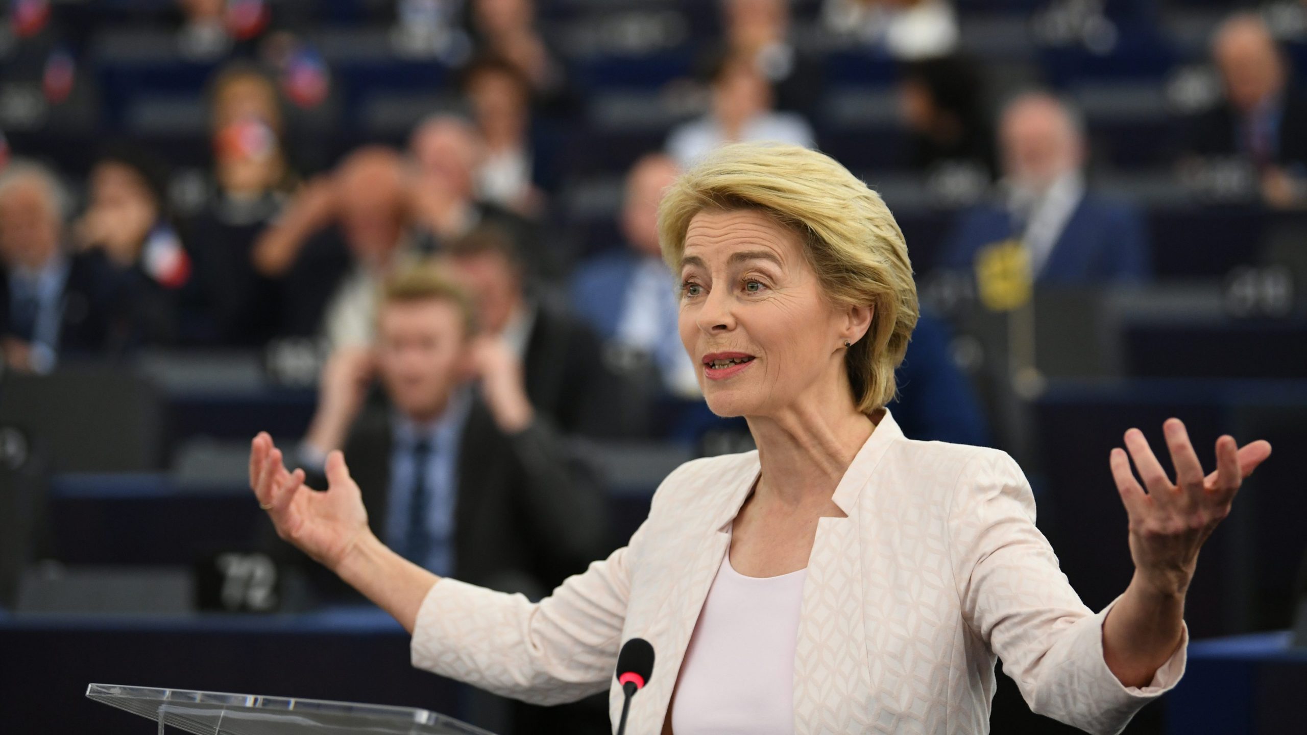 Ursula fon der Lajen predstavila evroposlanicima svoju viziju EU 1