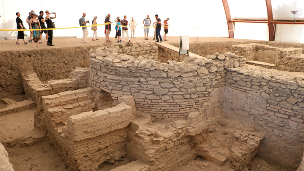 Korać: Država da izdvoji mnogo više novca za istraživanja u Viminacijumu 1