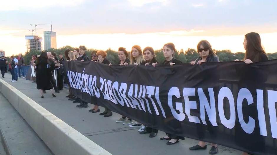 "Žene u crnom" traže od državnog vrha Srbije da prizna genocid u Srebrenici 1