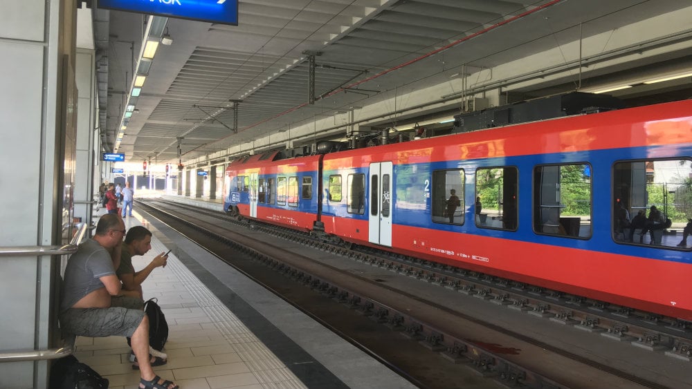 Pokrenut železnički saobraćaj u Srbiji 1