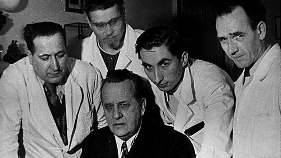 Eduard Pernkopf: Hirurzi i dalje koriste nacističku knjigu anatomije 3 Pernkopf i njegovi ilustratori