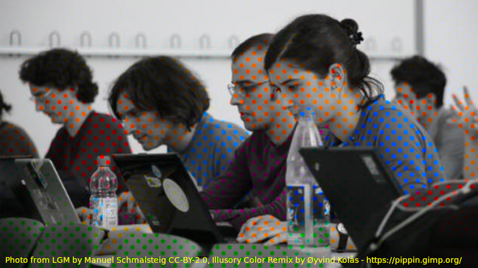 Kada se umesto mreže stave tačkice, asimilacija boja ima slabiji efekat