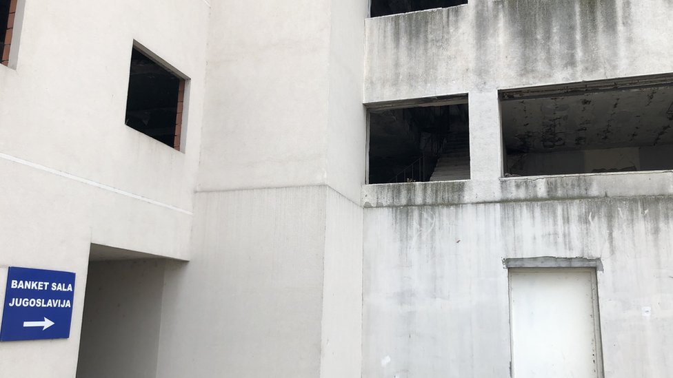 Hotel Jugoslavija u 50 godina: U jednom lusteru se ogleda sudbina cele zemlje 8 Hotel Jugoslavija