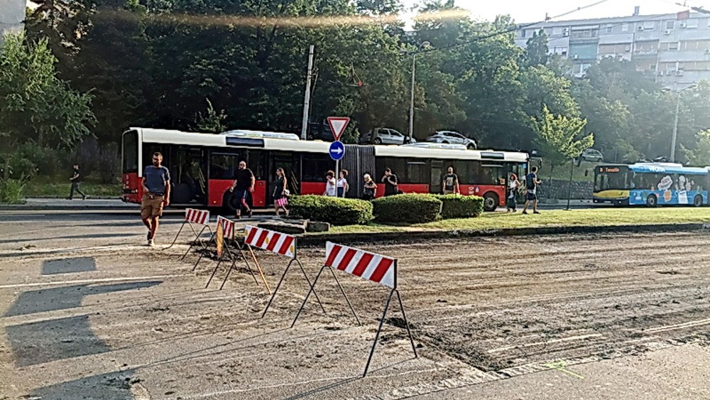 Još nema izveštaja o nesreći na gradilištu "Beograd puta" u kojoj je poginula žena 1