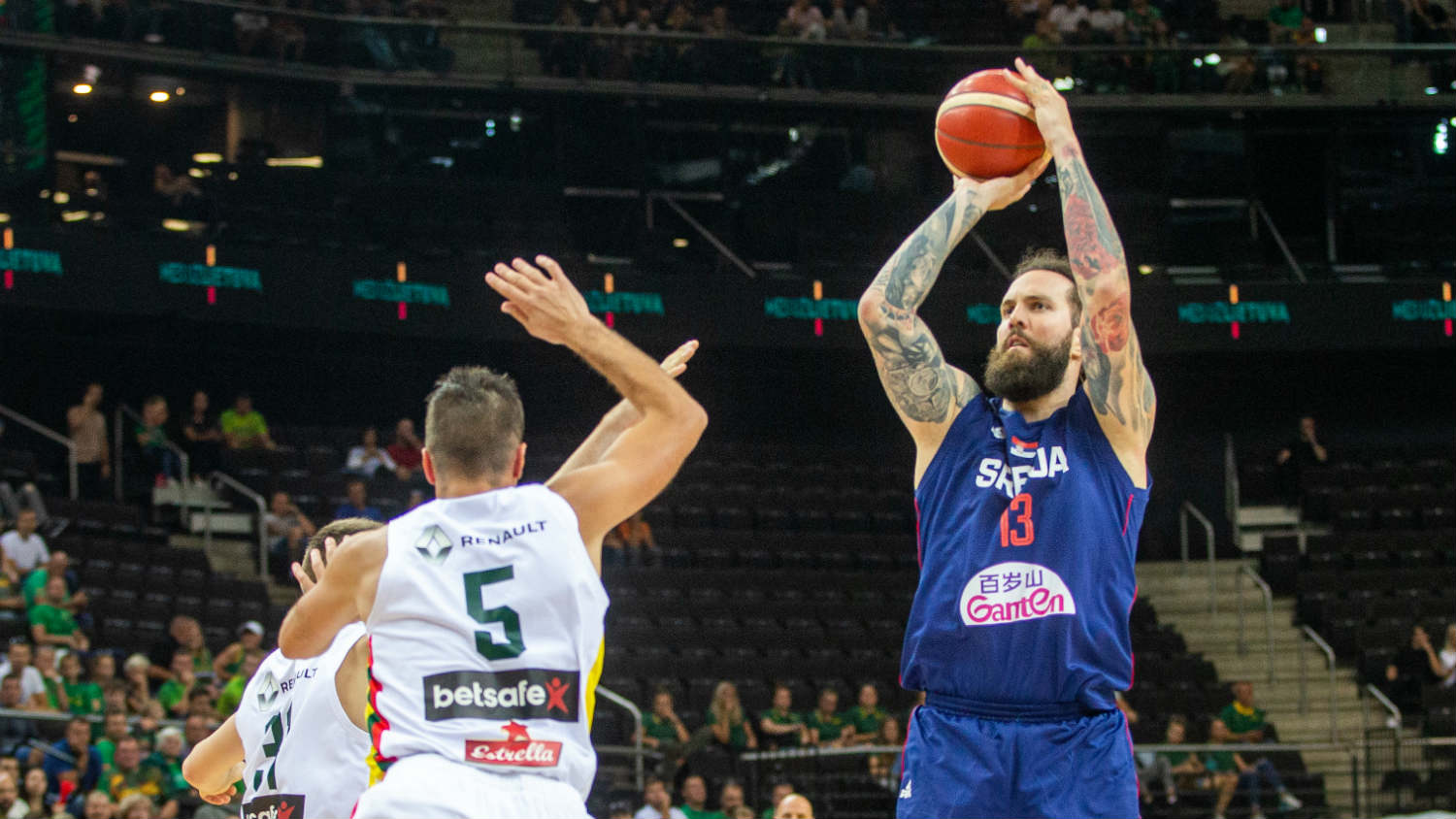 Na startu protiv Turaka 1