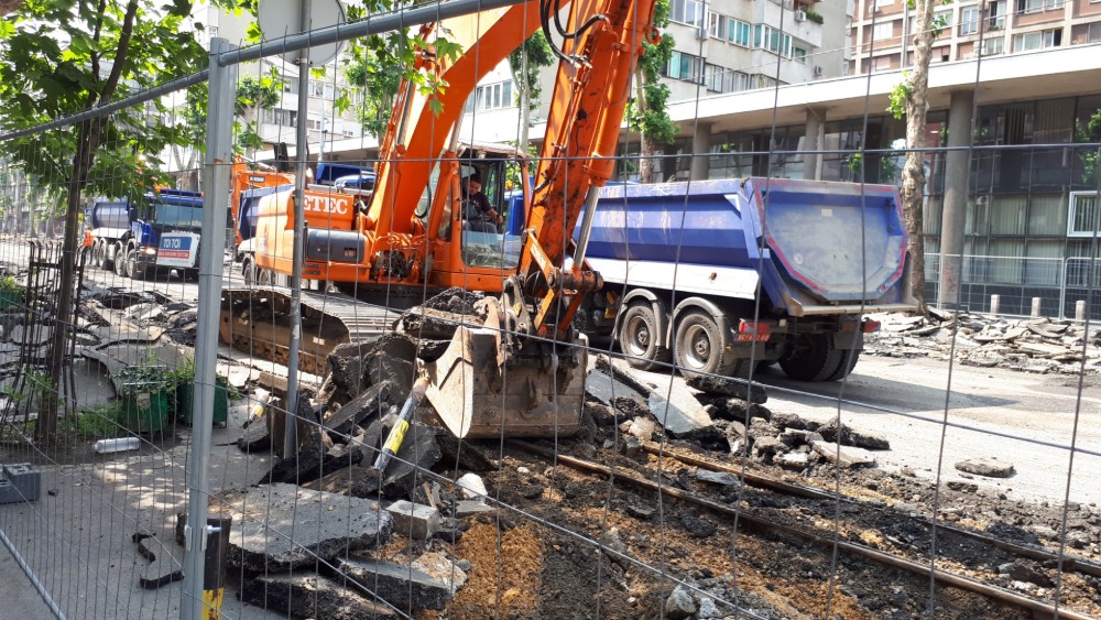 Zatvara se za saobraćaj raskrsnica Bulevara despota Stefana i Ulice Džordža Vašingtona 1