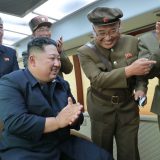 Kim Džong Un nadgledao probu novog oružja Severne Koreje 8