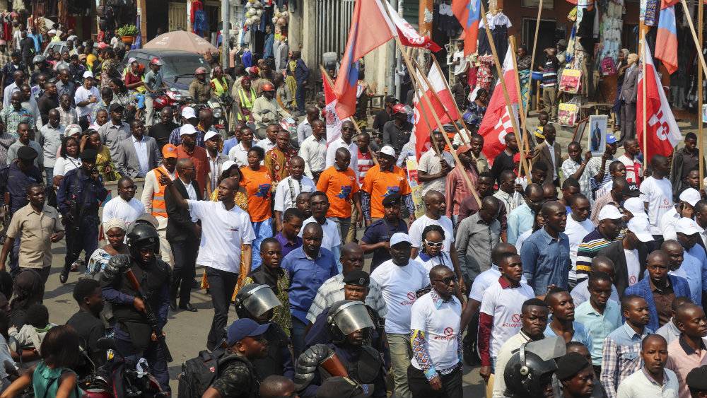 Stotine na skupu podrške timovima za borbu protiv ebole u Kongu 1