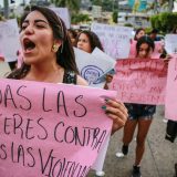 Protest žena u Meksiku posle optužbe da su policajci silovali tinejdžerke 3