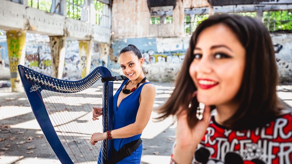 Kreativne devojke: Harfa i vokala u elektro izdanju 1