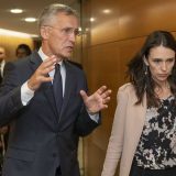 Stoltenberg uveren da će SAD ostati u NATO 7