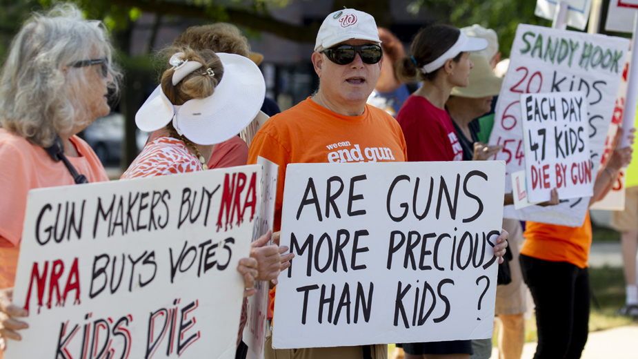 Guverner Teksasa sazvao društvene mreže na sastanak posle ubistva u El Pasu 1