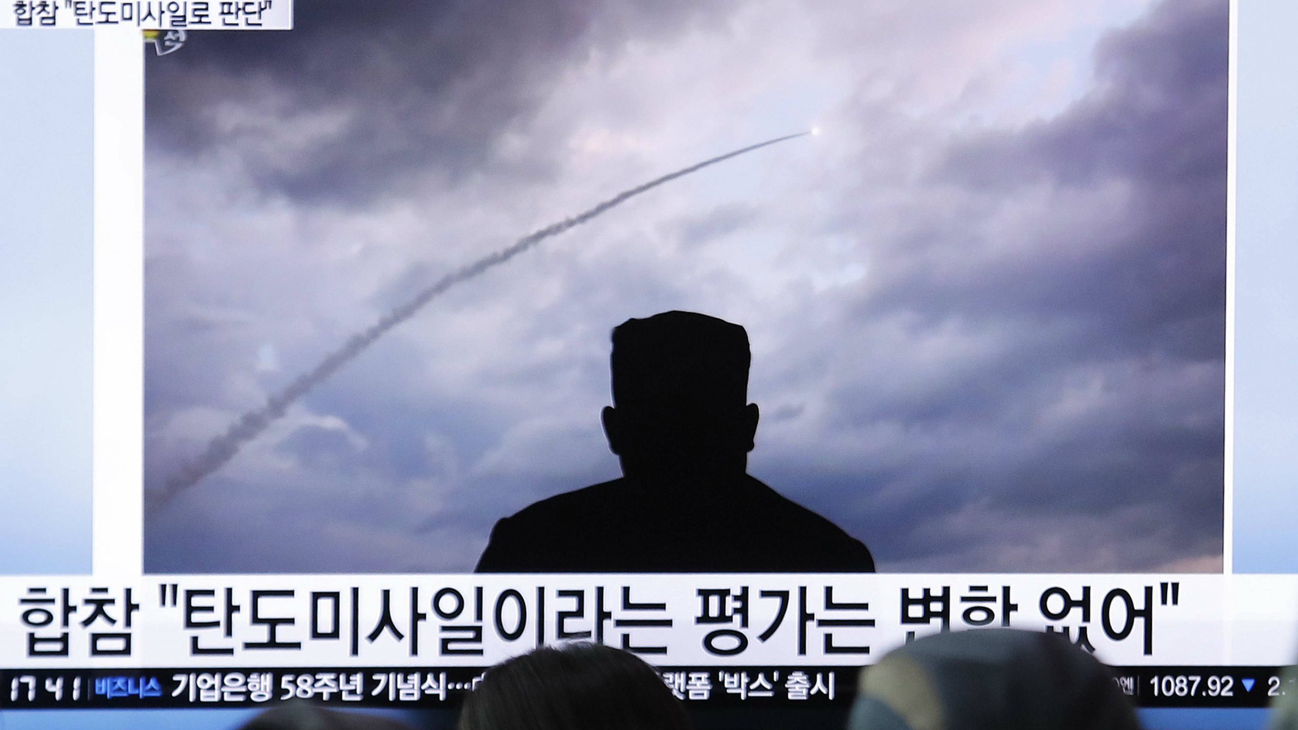 Severna Koreja ispalila dve neidentifikovane rakete 1