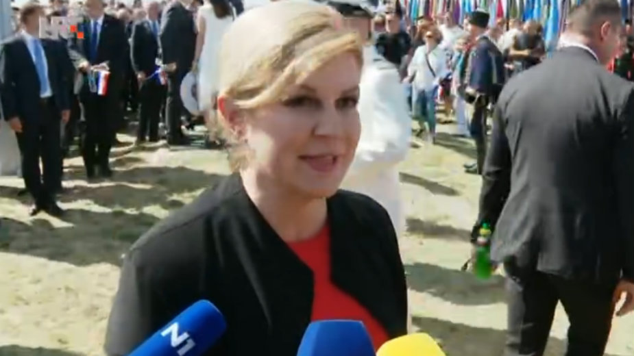 Grabar Kitarović u Kninu na proslavi Oluje indirektno najavila kandidaturu 1