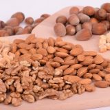 Jesu li bolji bademi ili kikiriki? Evo šta kažu stručnjaci 7