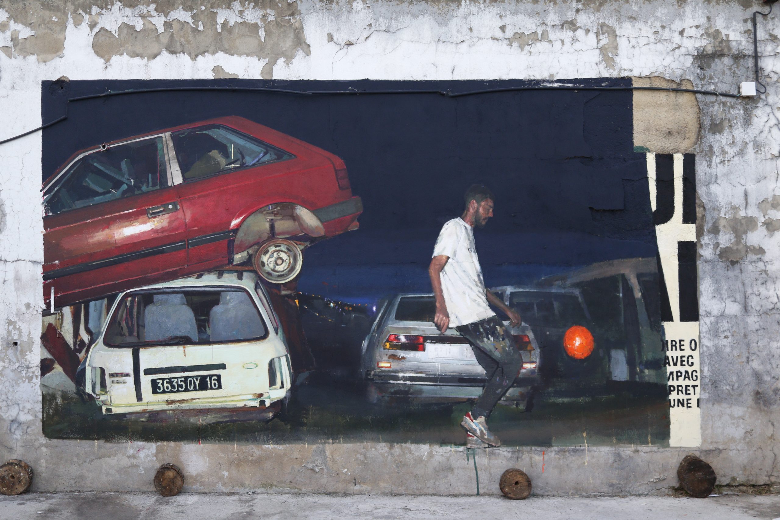 Street art zvezda Sebastian Vesaco oslikava mural u Beogradu 1