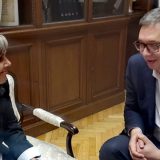 Vučić sa Majom Pavlović: Svestan sam da je situacija komplikovana, mi ćemo pomoći 9