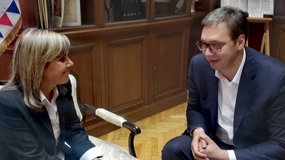 Vučić sa Majom Pavlović: Svestan sam da je situacija komplikovana, mi ćemo pomoći 1