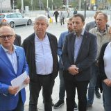 Državna bruka na Trgu republike 5