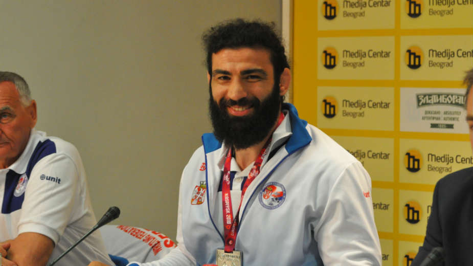 Rvač Kadžaja izgubio u prvom kolu na Olimpijskim igrama 1