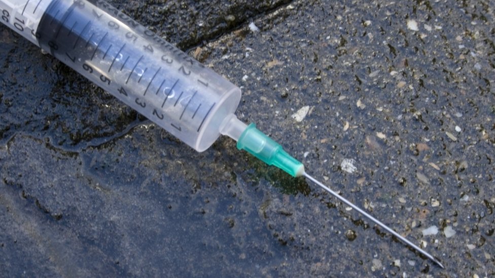 Zatvor i sloboda: Život nakon služenja kazne u Srbiji 6 Špric i igla