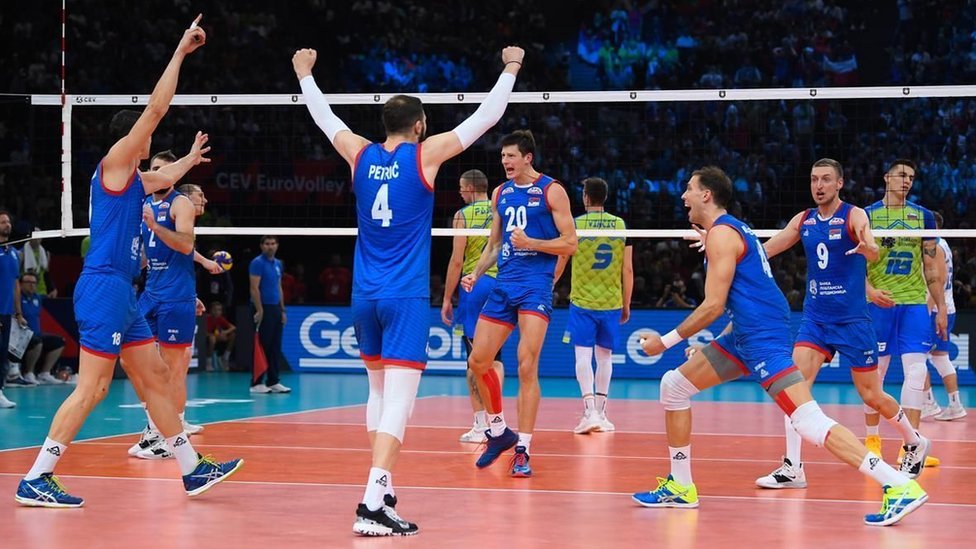 Doček sportista na balkonu skupštine Beograda: „To je nešto što se zauvek pamti, uvek se naježim kad se setim“ 2 Odbojkaši