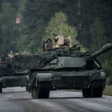 Tamo gde se sve plaća dolarima 1