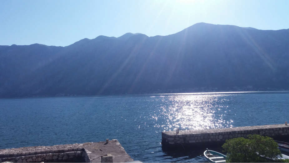 Boka Kotorska: S ponistre se vidi ponta 1