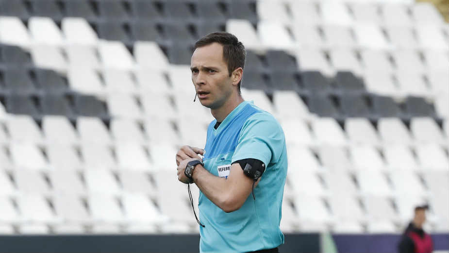 Srđan Jovanović sudi večiti derbi 1