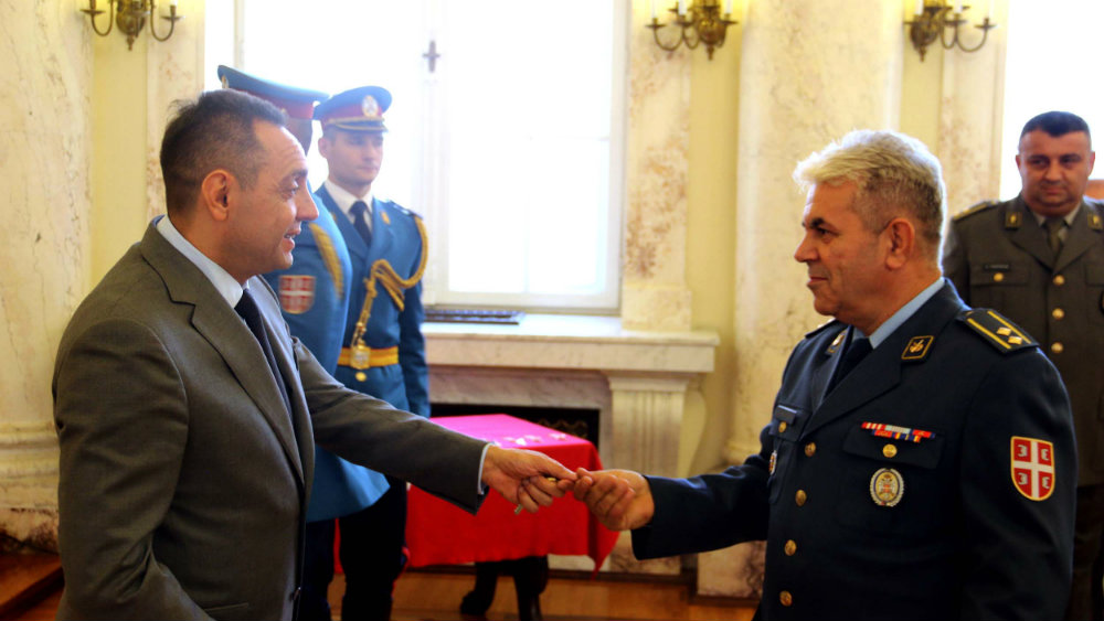 Vulin uručio ključeve 20 stanova aktivnim i penzionisanim pripadnicima Ministarstva odbrane i VS 1