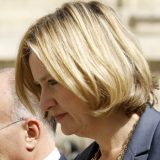 Britanska ministarka rada podnela ostavku 7