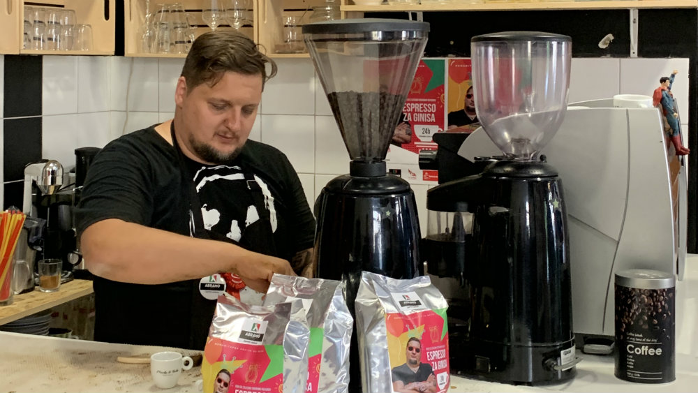 Na Karaburmi oboren Ginisov rekord u spremanju kafe 1