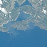 Kruzer na izlazu iz Boke tražio pomoć, hitno evakuisano dete 8