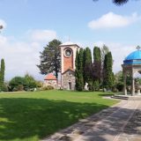 Stojimo uz svog pastira braneći istinu: Protest i šetnja do manastira Žiče u znak podrške mitropolitu Justinu 9