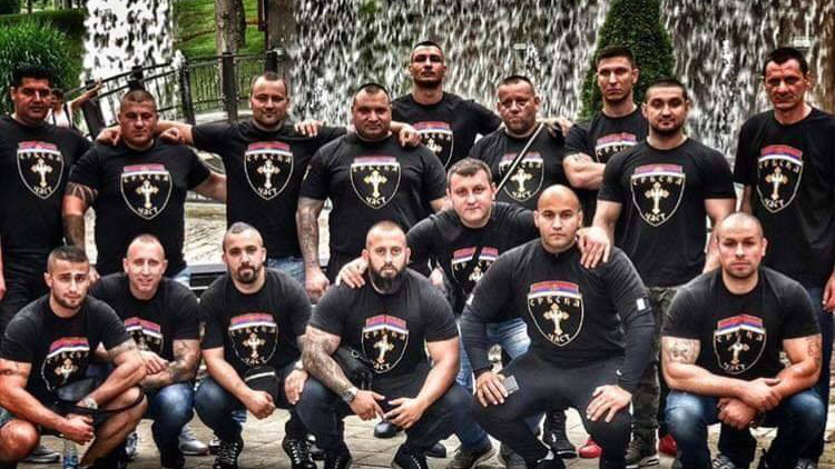 Za mnoge "Srpska čast" spasila tučenog konja, demokrate upozoravaju na kršenje Ustava Srbije 1