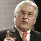 "U demokratiji nisu svi istog mišljenja": Štajnmajer na meti propalestinskih demonstranata 9