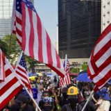 Prodemokratski demonstranti ispred američkog konzulata u Hongkongu 3