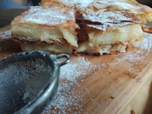 Grčka slatka pita sa grizom "Bugaca" (Bougatsa) - recept 2