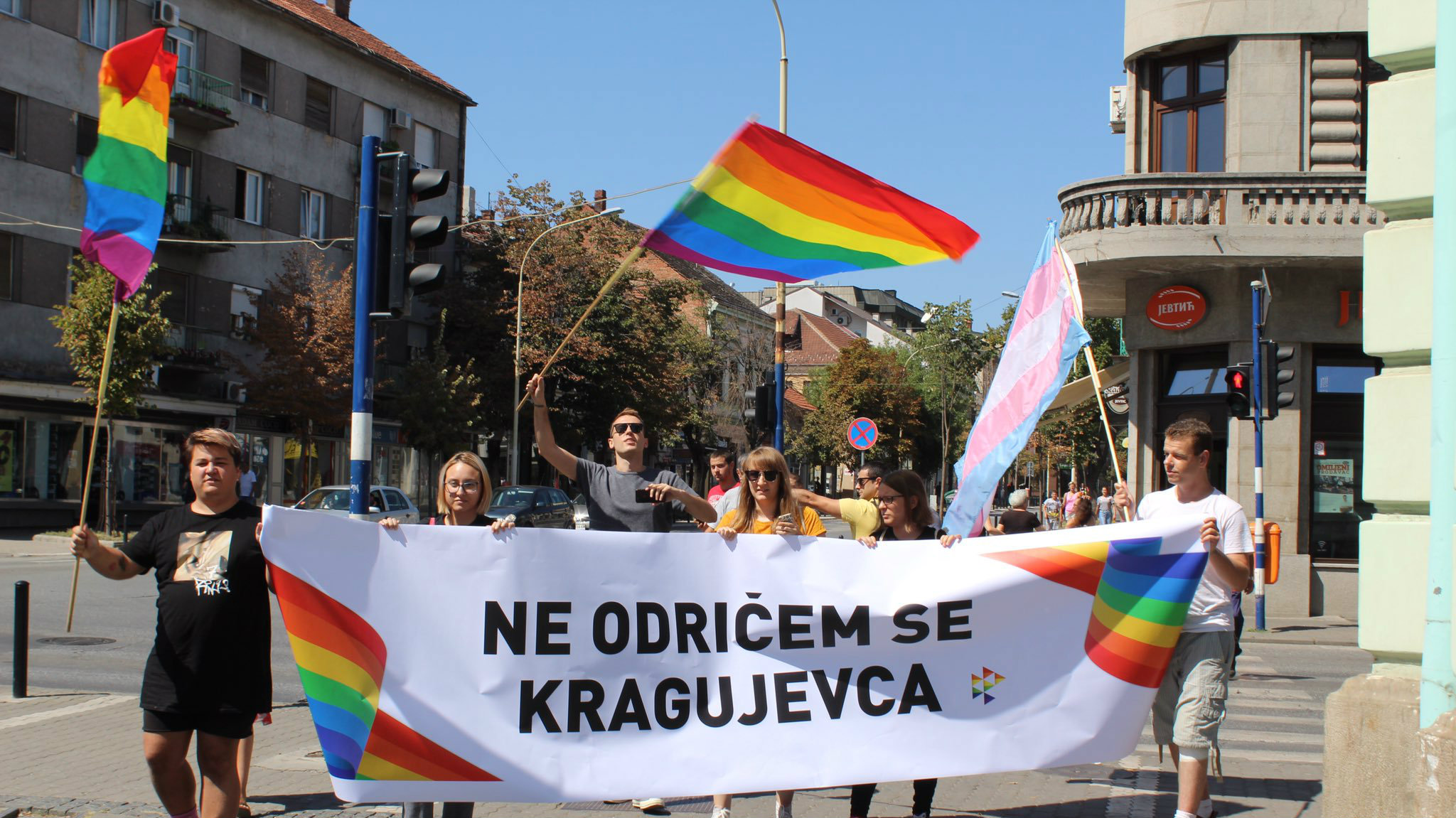 Održana prva prajd šetnja u Kragujevcu 1