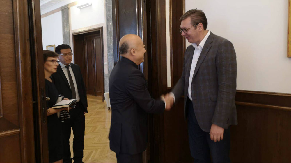 Vučić razgovarao sa direktorom muzeja u Pekingu o bilateralnoj saradnji 1