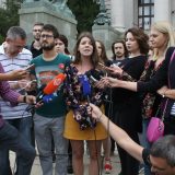 Organizatori protesta "1 od 5 miliona" pozvali na bojkot izbora (VIDEO) 13